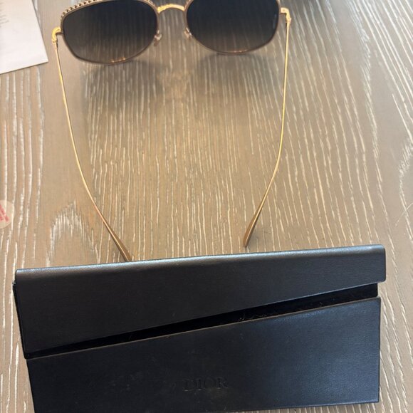 Christian Dior 2 00086 Gold Metal Frame Soft Square Sunglasses NWOT - Picture 5 of 5